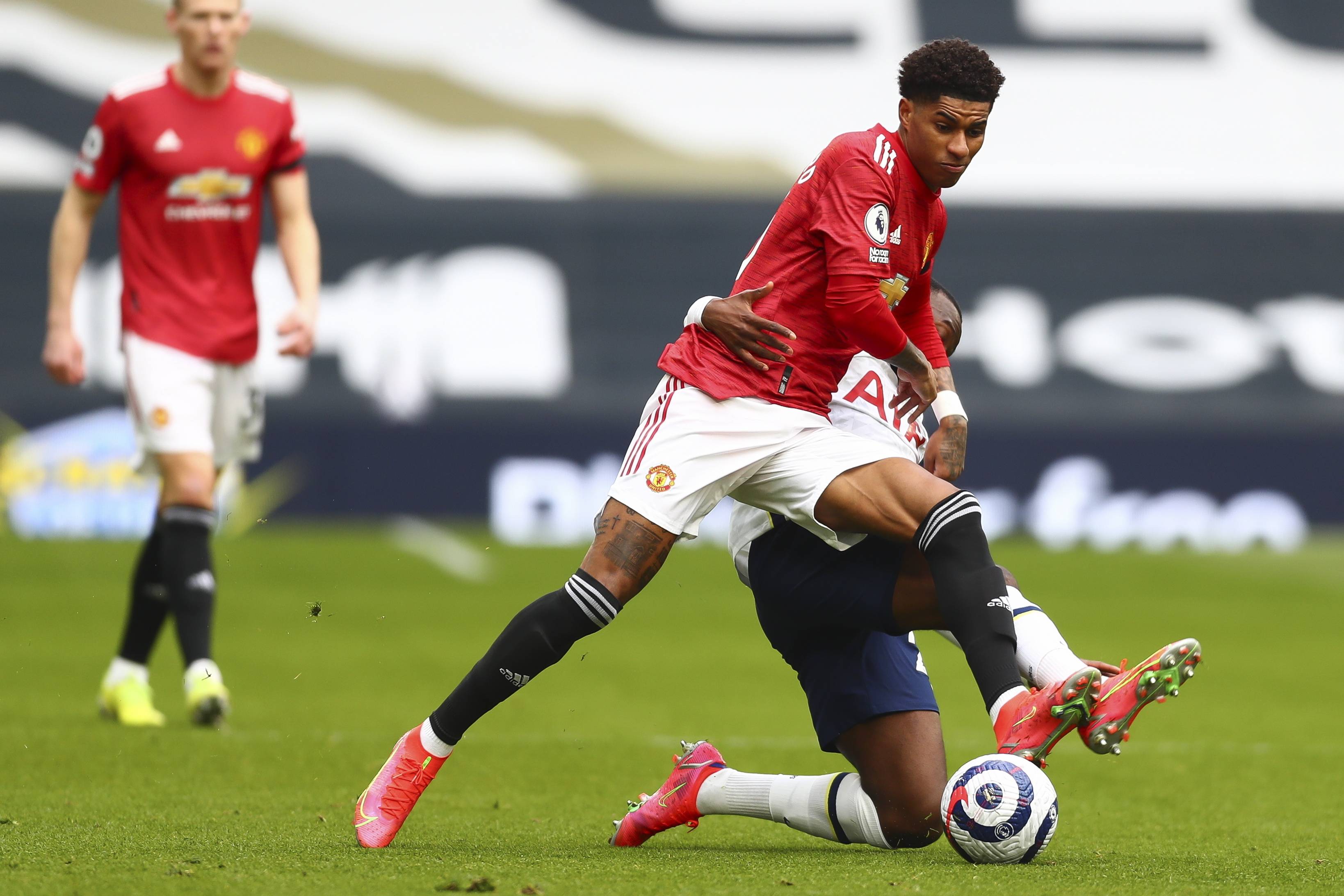 浓重的一笔 浓重的一笔